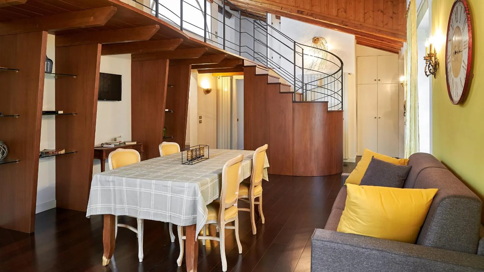 P&P Piazza Bergamo Apartment