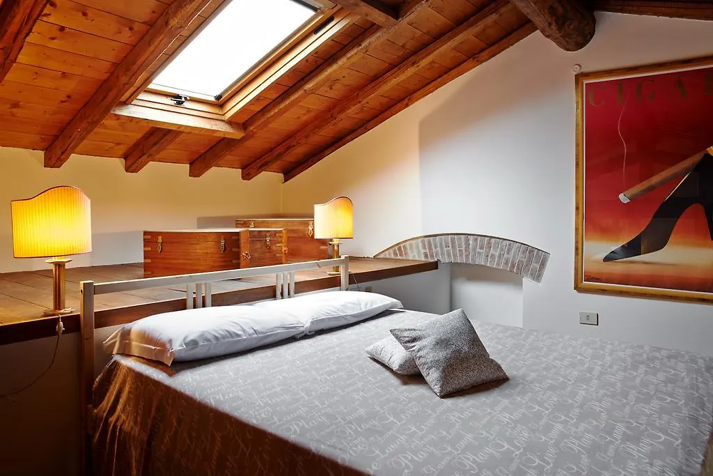 P&P Piazza Bergamo Apartment Itálie