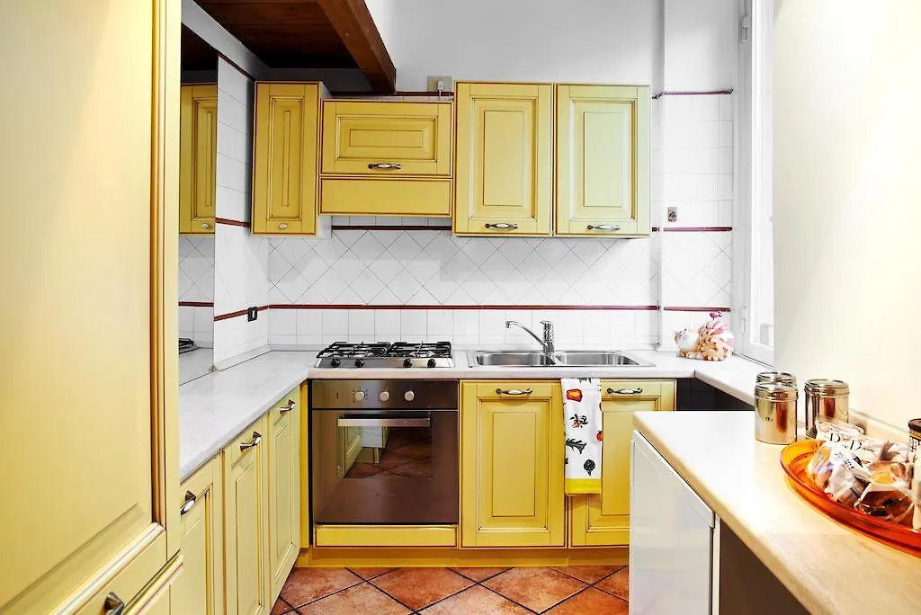 P&P Piazza Bergamo Apartment