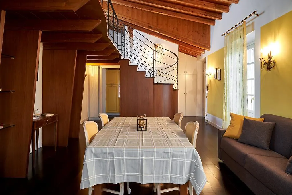 P&P Piazza Bergamo Apartment