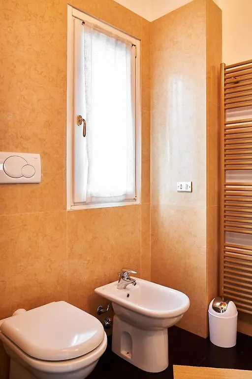 P&P Piazza Bergamo Apartment 0*,  Itálie
