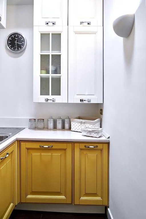 P&P Piazza Bergamo Apartment
